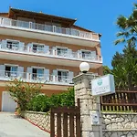 Nel Mare * Laganas